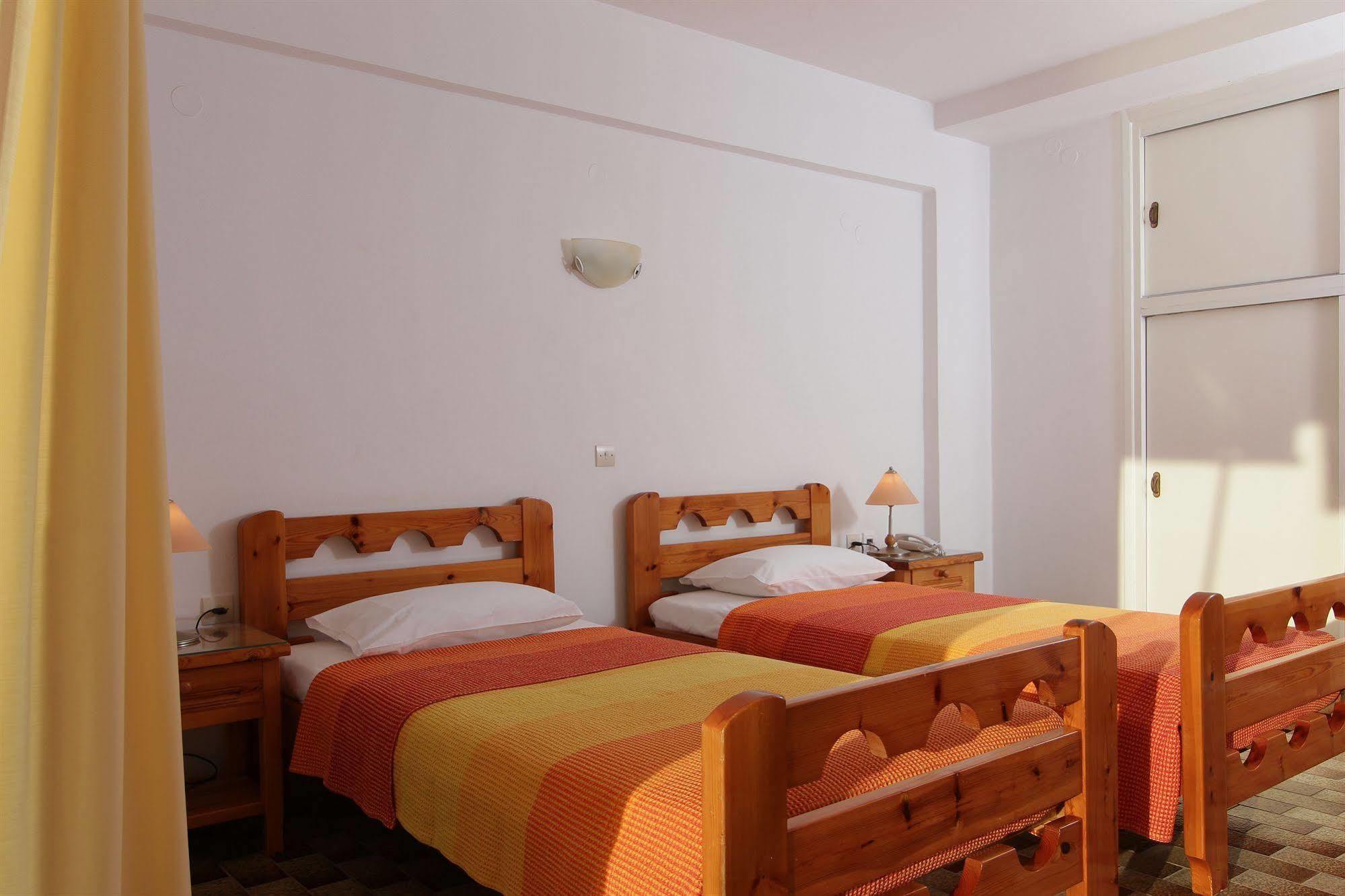 Apollon Apartments Akrogiali ภายนอก รูปภาพ