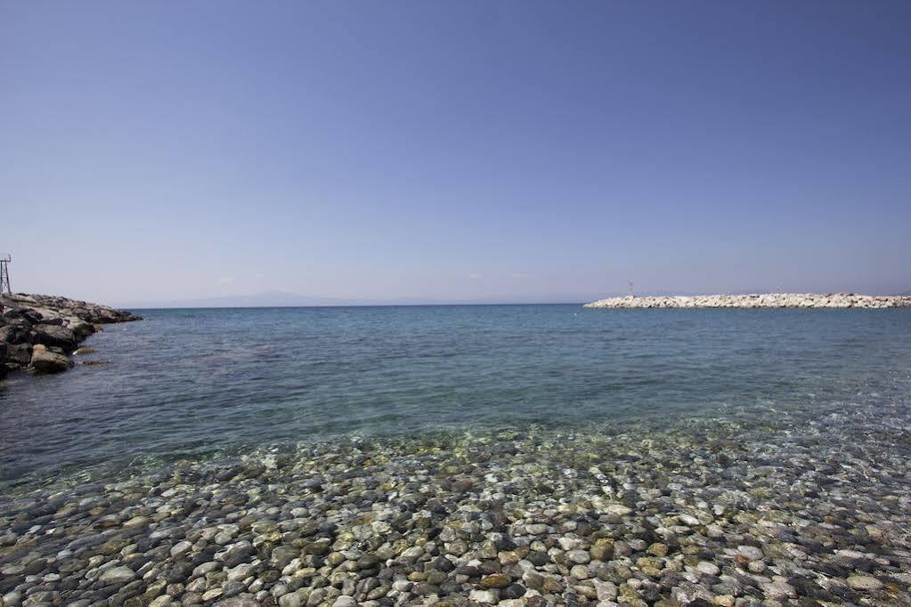 Apollon Apartments Akrogiali ภายนอก รูปภาพ